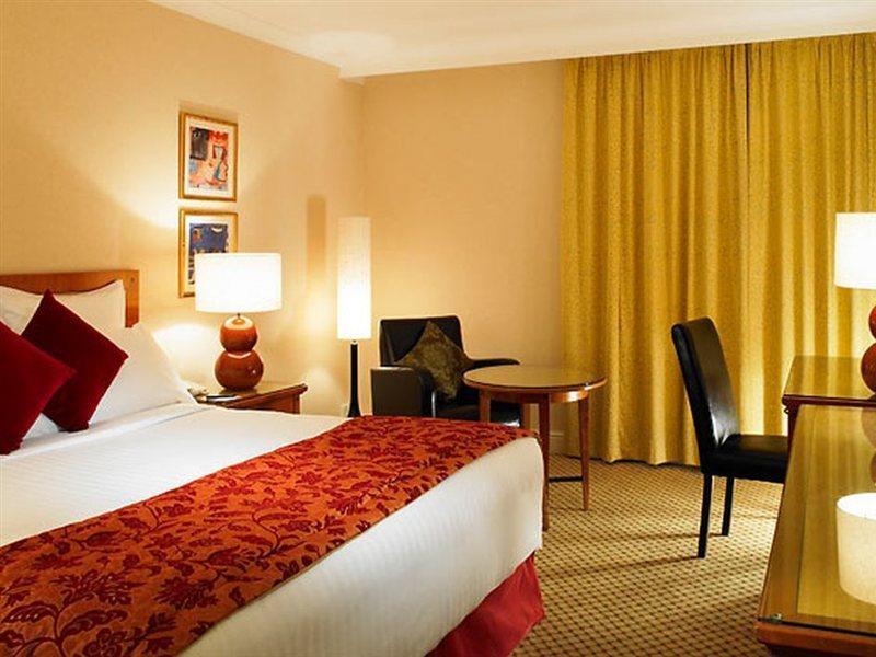 London Marriott Maida Vale Hotel Exterior photo